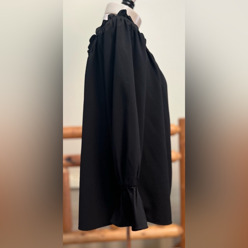 🖤 Lulus All in Good Fun Black Off-the-Shoulder Top - Sz Medium - Picture 8 of 11